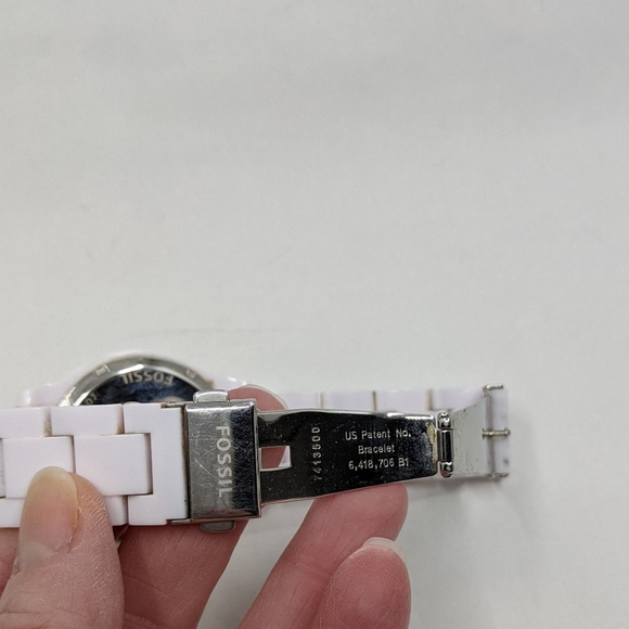 Fossil Watch - Picture 4 of 8